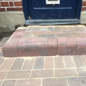 A picture of block paving - 15