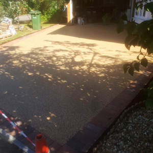 A picture of resin bound driveway - 3